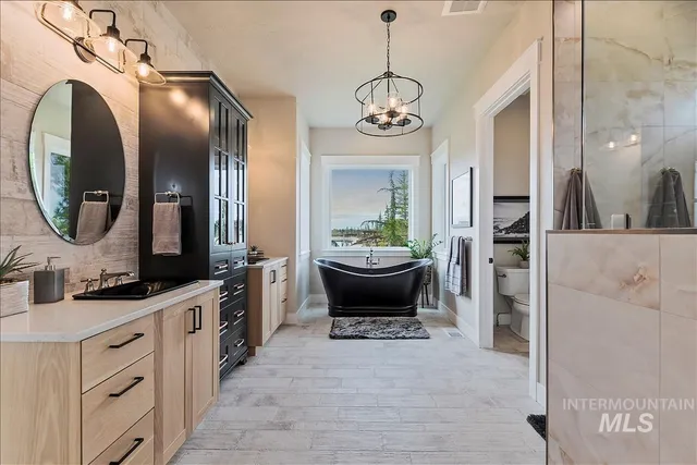 $2,845,000 | 3427 North Hardwick Avenue, Eagle, ID 83616