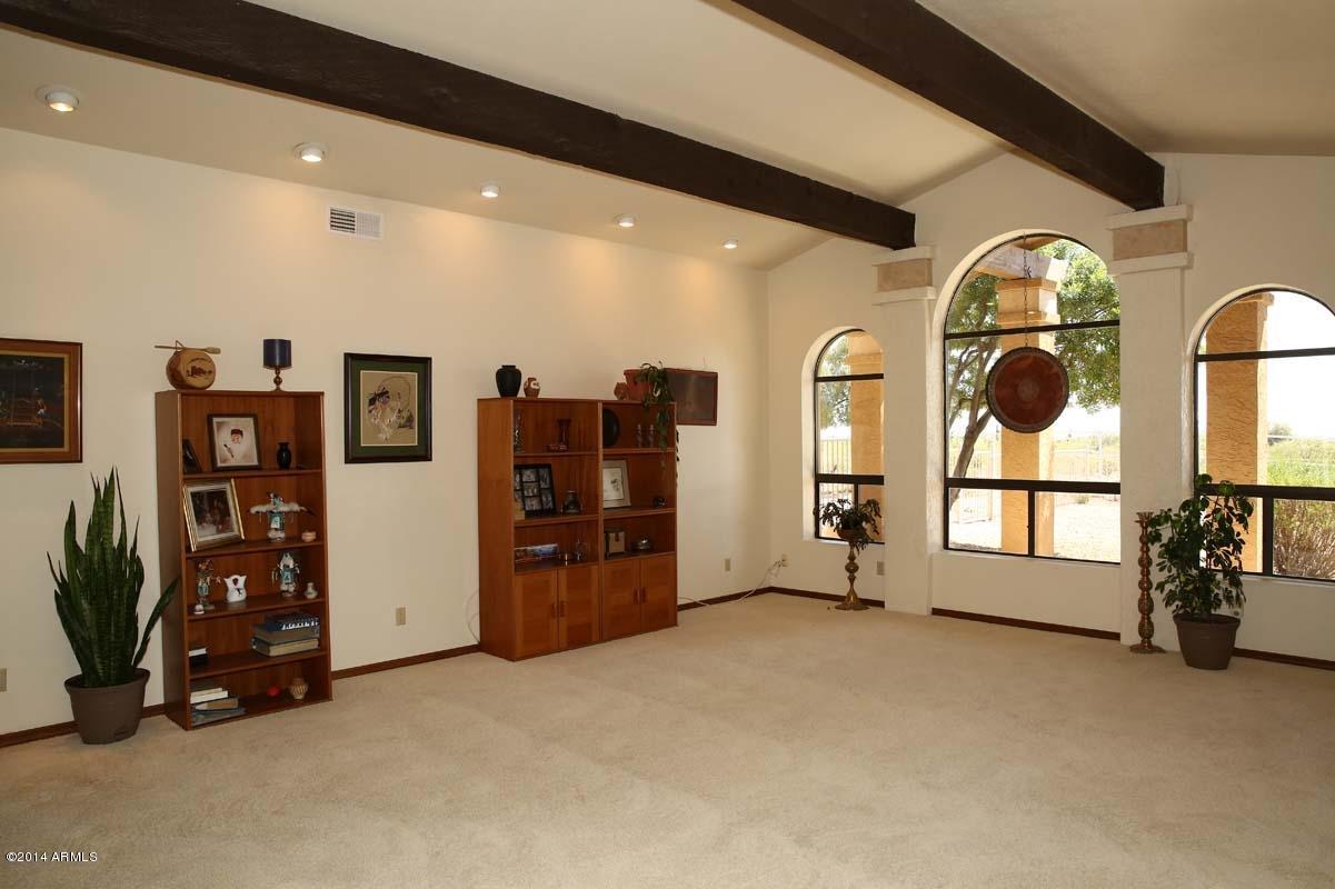 12401 East Doubletree Ranch Road Scottsdale, AZ 85259 - Photo 6 of 30 Living Room