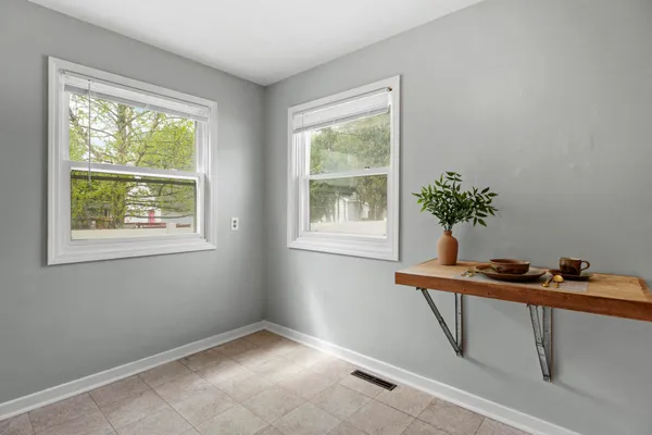 $325,000 | 2830 Hoard Street, Madison, WI 53704