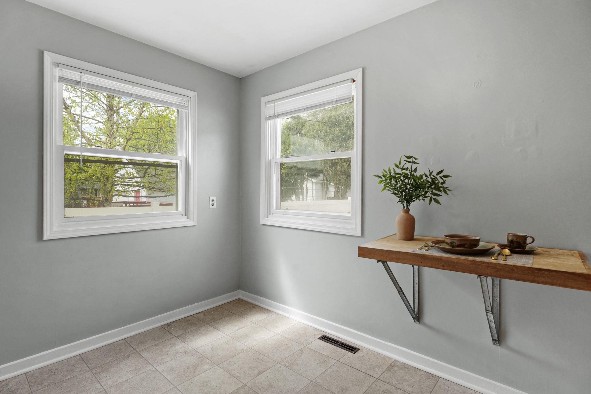 2830 Hoard Street Madison, WI 53704 - Photo 13 of 42