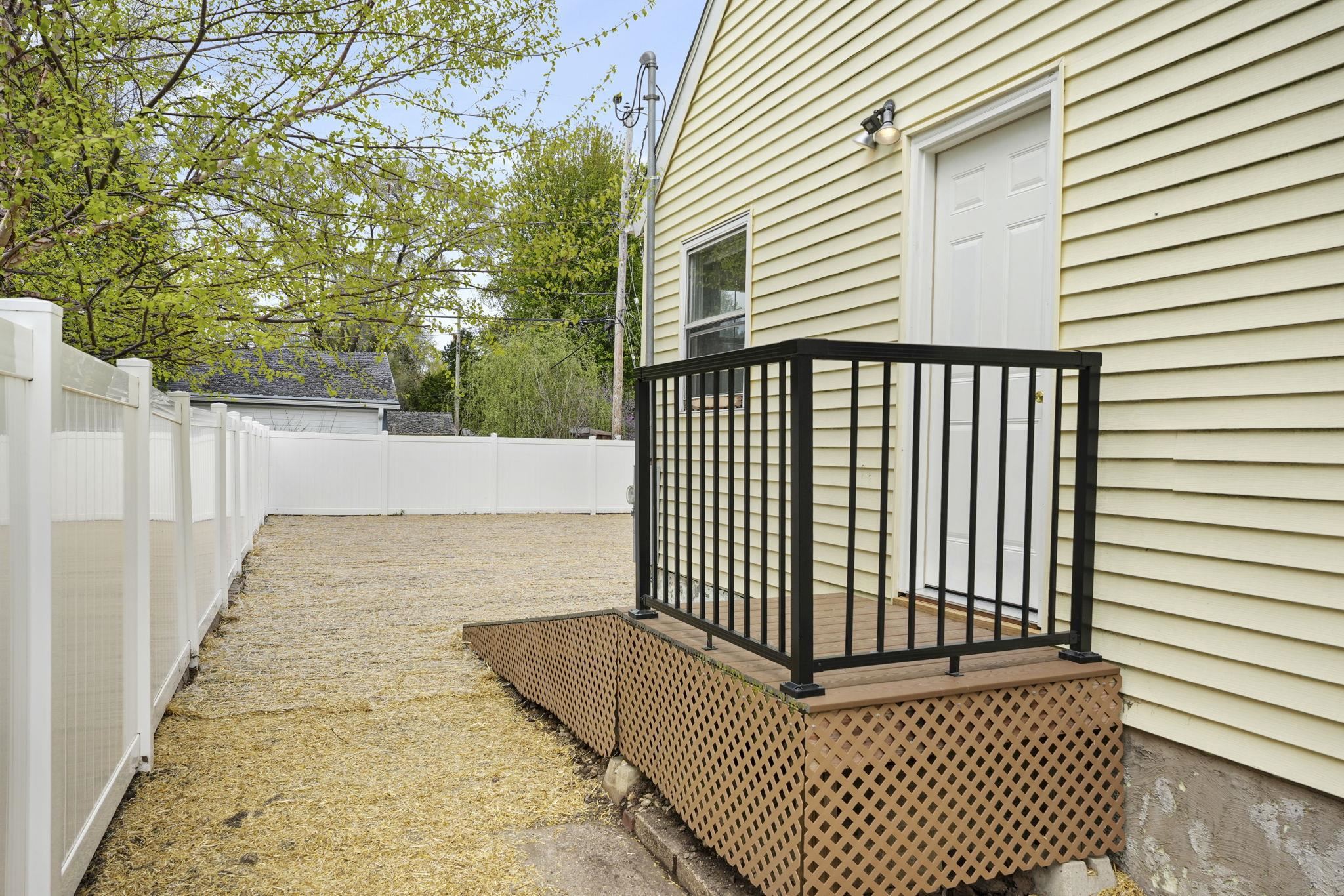 2830 Hoard Street Madison, WI 53704 - Photo 33 of 42