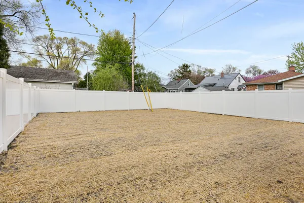 $325,000 | 2830 Hoard Street, Madison, WI 53704