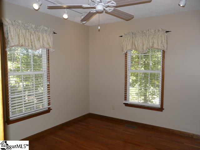 107 Roanoke Road Liberty, SC 29657 - Photo 12 of 32