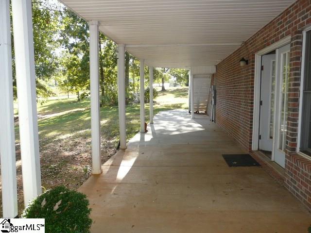 107 Roanoke Road Liberty, SC 29657 - Photo 7 of 32
