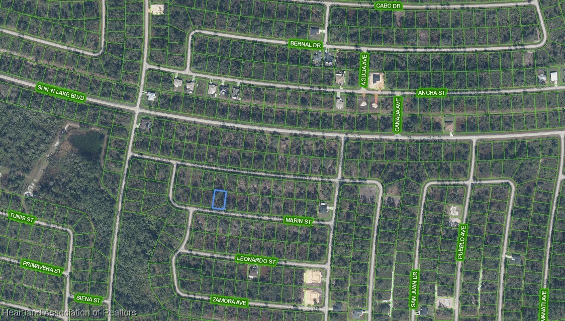 8024 Marin Street Sebring, FL 33872 - Photo 2 of 28