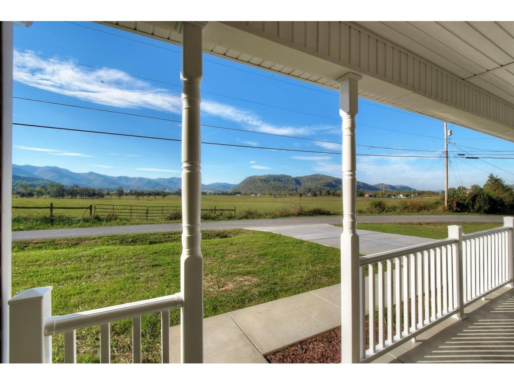 561 Jobe Road Elizabethton, TN 37643 - Photo 9 of 36 Photo 9