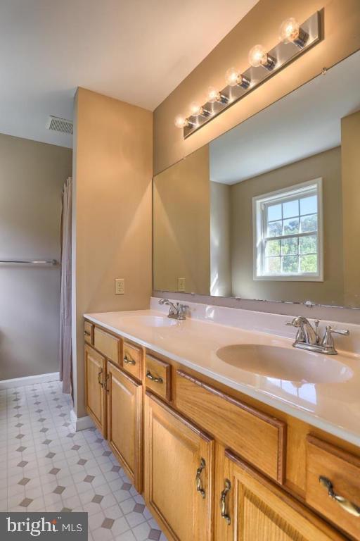372 Crosswinds Drive Lititz, PA 17543 - Photo 20 of 30 Gallery Image 20