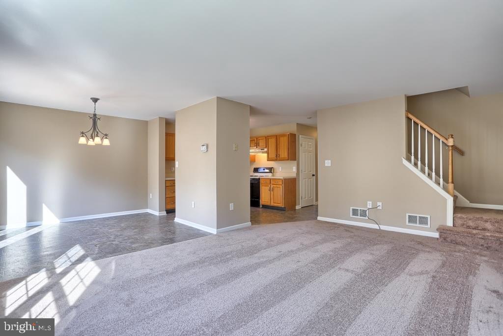 372 Crosswinds Drive Lititz, PA 17543 - Photo 3 of 30 Gallery Image 3