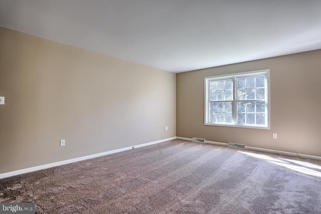 372 Crosswinds Drive Lititz, PA 17543 - Photo 4 of 30 Gallery Image 4