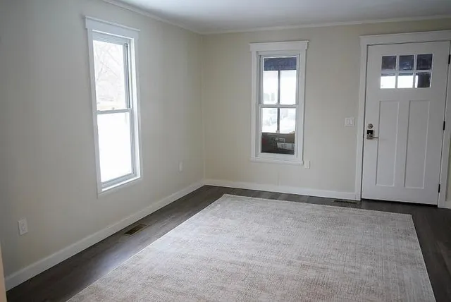 $265,000 | 635 East Unadilla Street, Pinckney, MI 48169