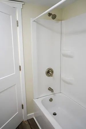 $265,000 | 635 East Unadilla Street, Pinckney, MI 48169