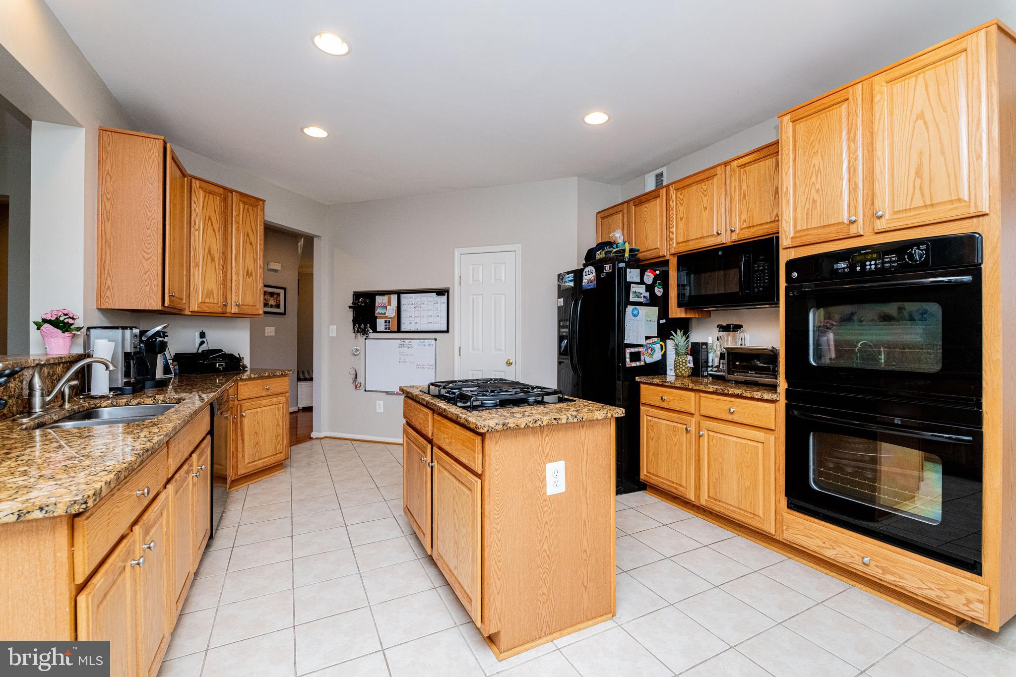 6616 Pebble Brooke Road Baltimore, MD 21209 - Photo 12 of 50