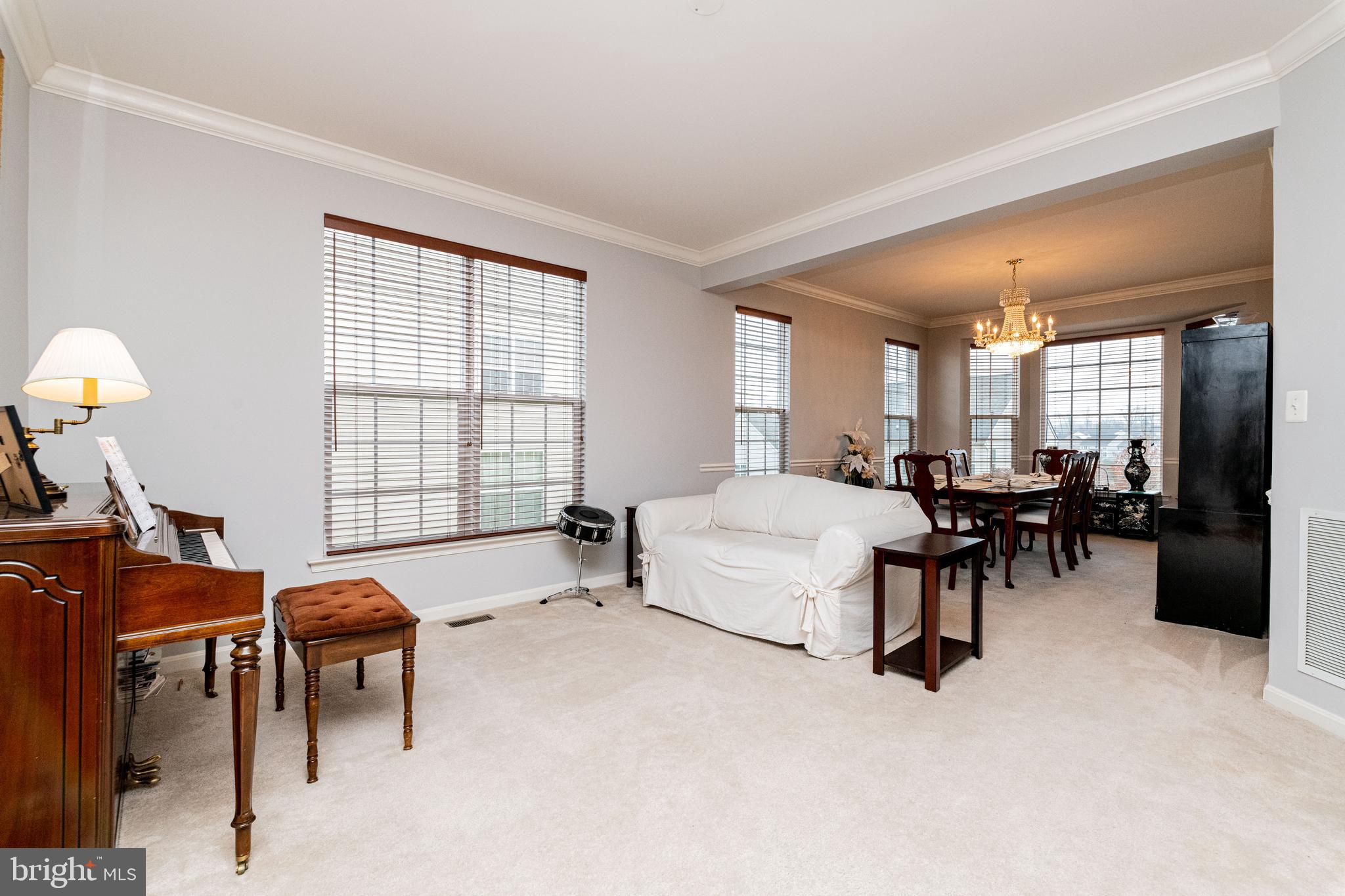 6616 Pebble Brooke Road Baltimore, MD 21209 - Photo 8 of 50