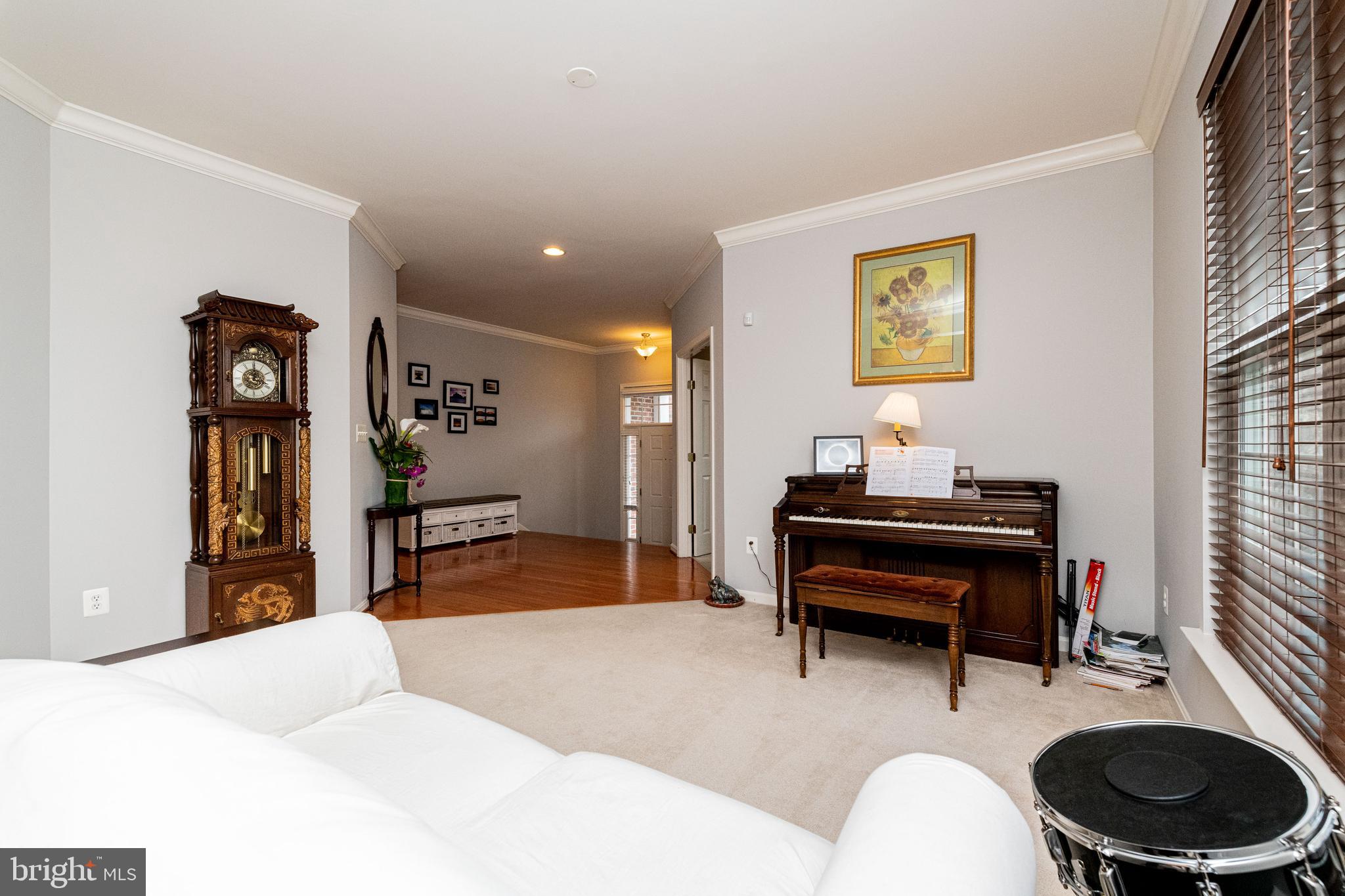 6616 Pebble Brooke Road Baltimore, MD 21209 - Photo 9 of 50