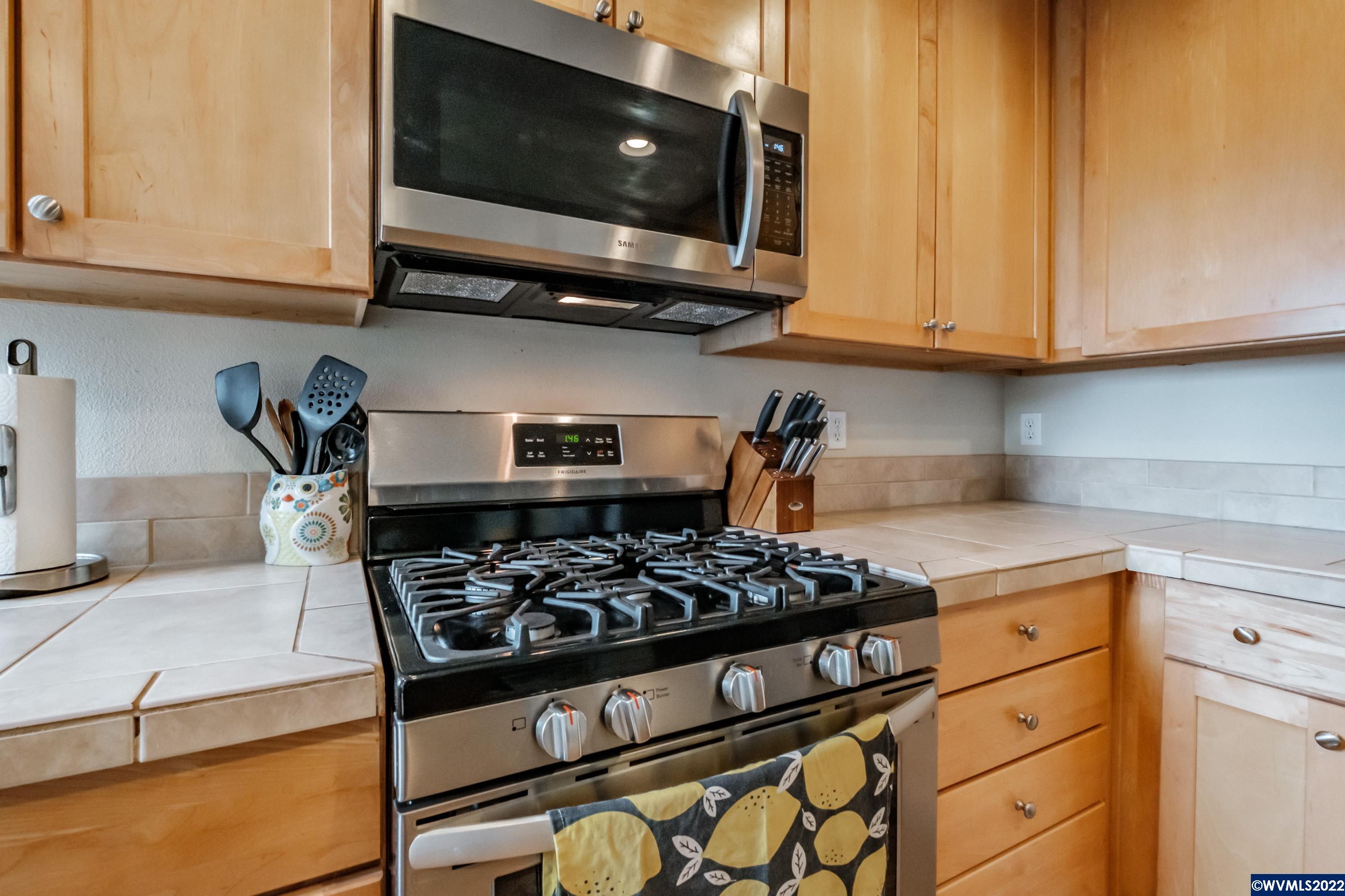 386 Southeast Casting Street Albany, OR 97322 - Photo 15 of 42
