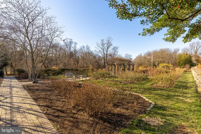 $2,050,000 | 859 North Lexington Street, Arlington, VA 22205