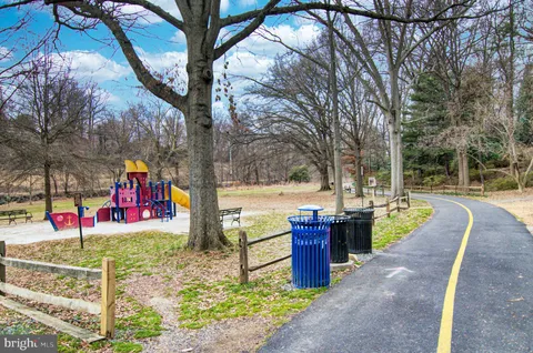 $2,050,000 | 859 North Lexington Street, Arlington, VA 22205