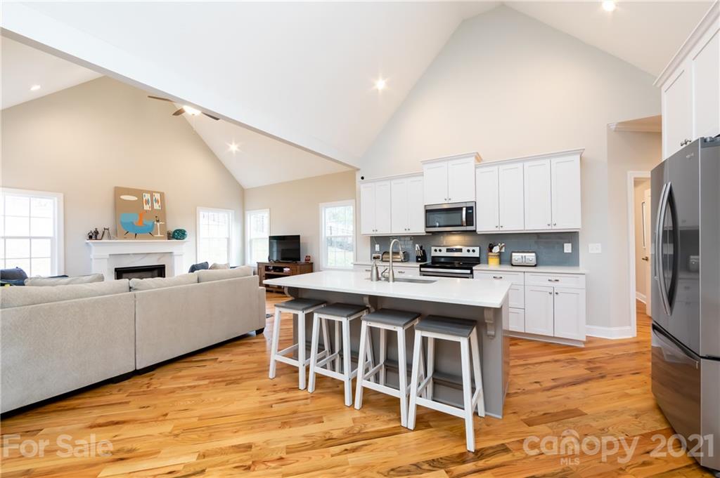 5004 Caleb Road Maiden, NC 28650 - Photo 3 of 48 Gallery Image 3