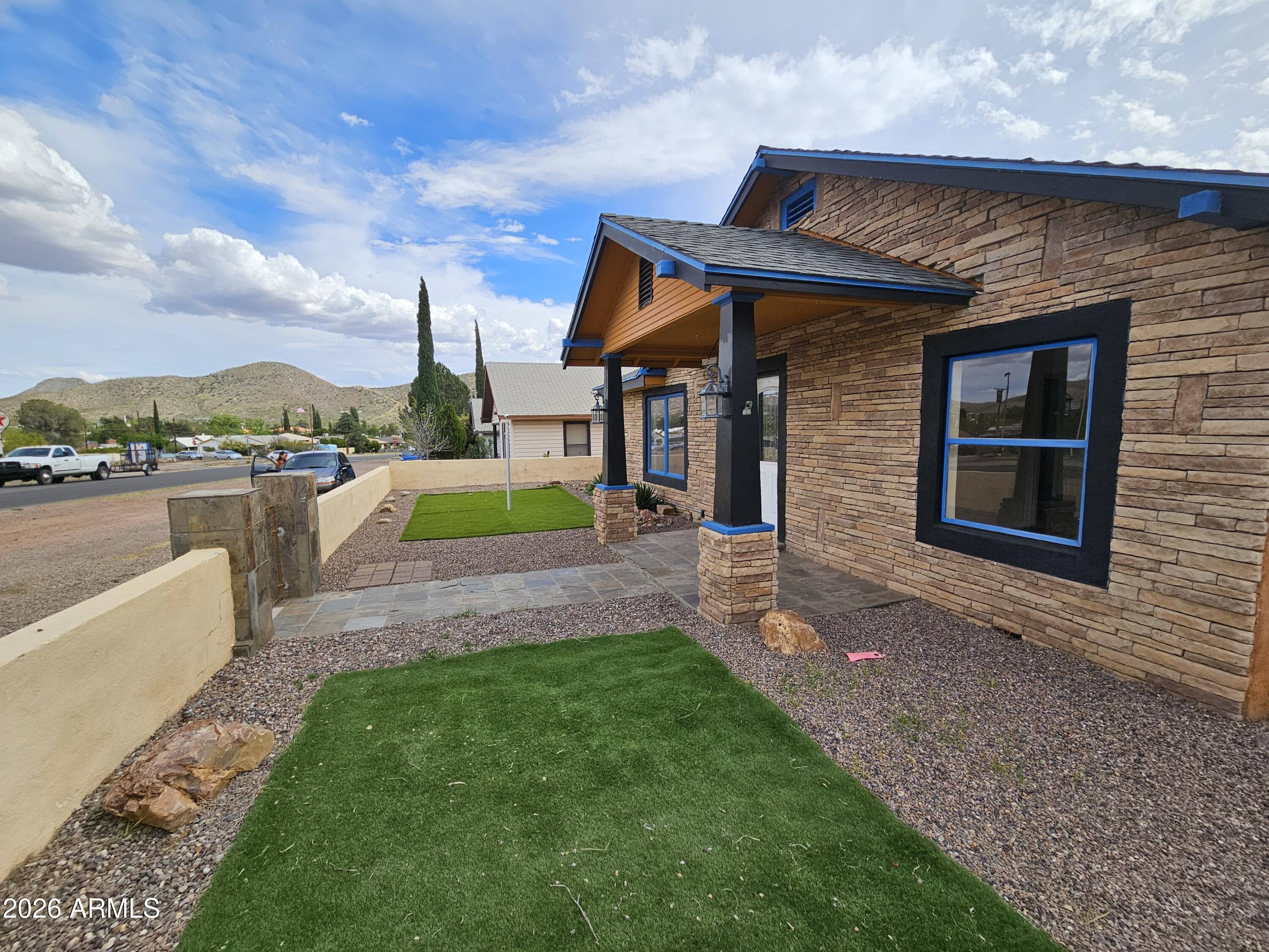 409 Bisbee Road Bisbee, AZ 85603 - Photo 2 of 5 1000079034