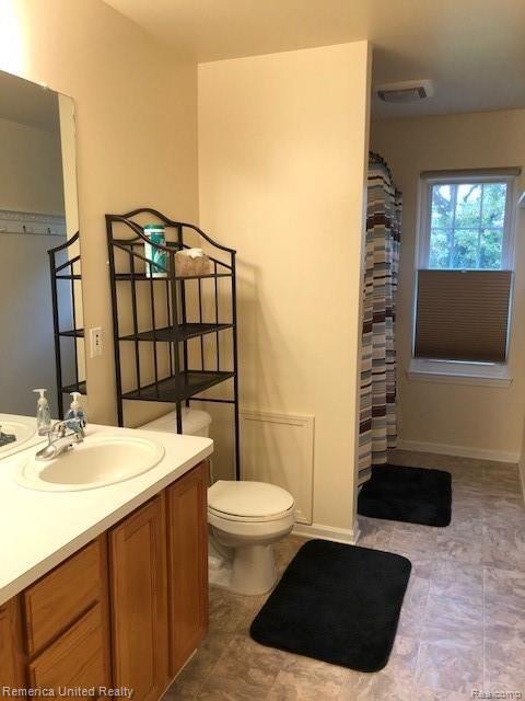 5860 Hathaway Road Canton, MI 48187 - Photo 40 of 48 IMG_0739.jpg