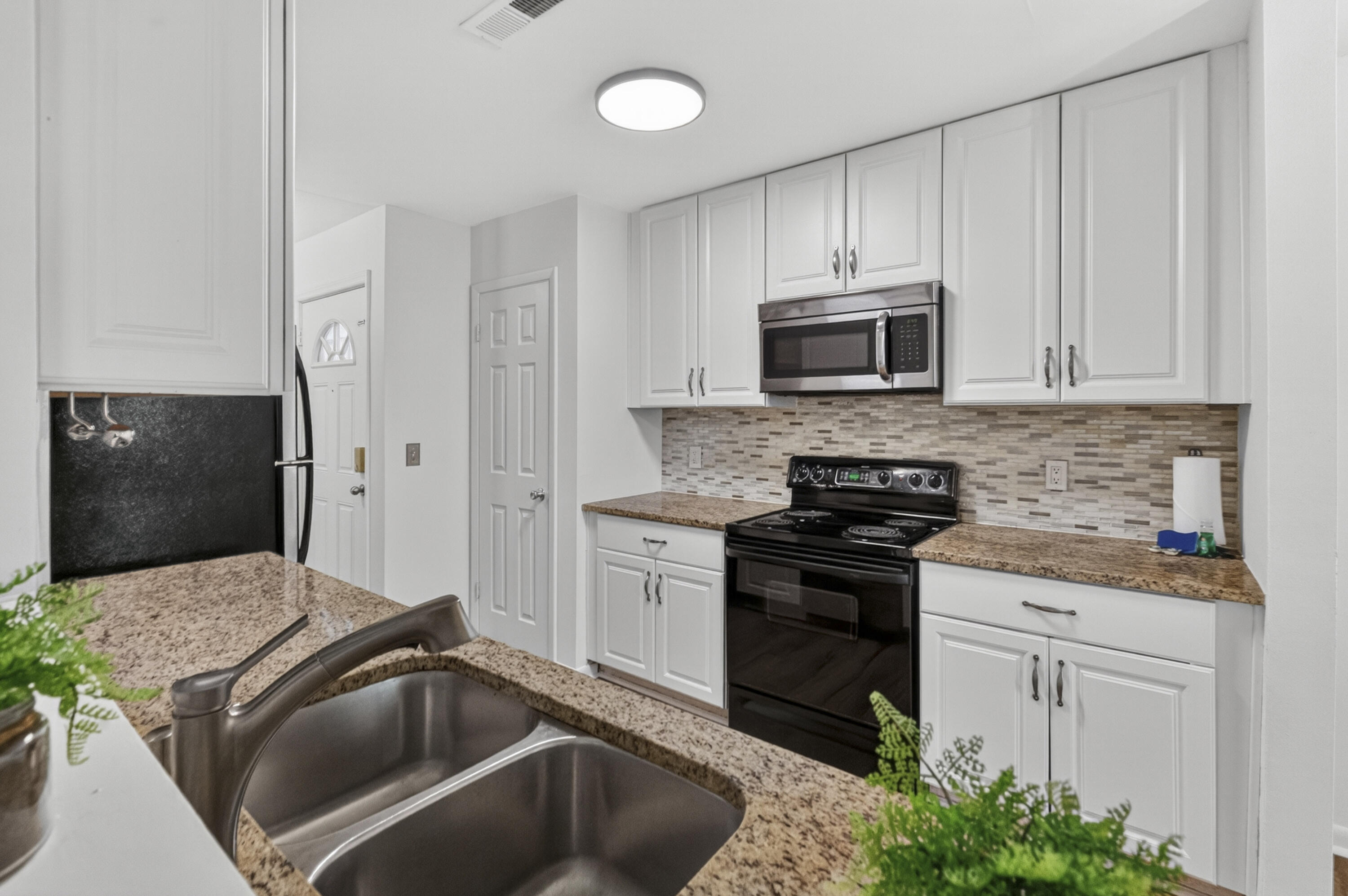 91 Ashley Hall Plantation Road, Unit 4 Charleston, SC 29407 - Photo 15 of 31 Interior
