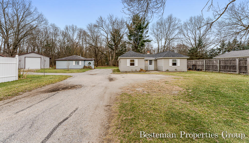 1285-1275 West Giles Road Muskegon, MI 49445 - Photo 3 of 62 1285Giles01Lores