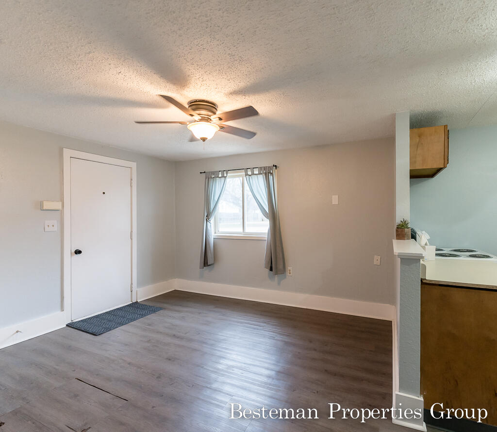 1285-1275 West Giles Road Muskegon, MI 49445 - Photo 40 of 62 1275Giles22Lores