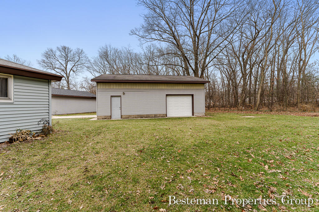 1285-1275 West Giles Road Muskegon, MI 49445 - Photo 53 of 62 1275Giles07Lores