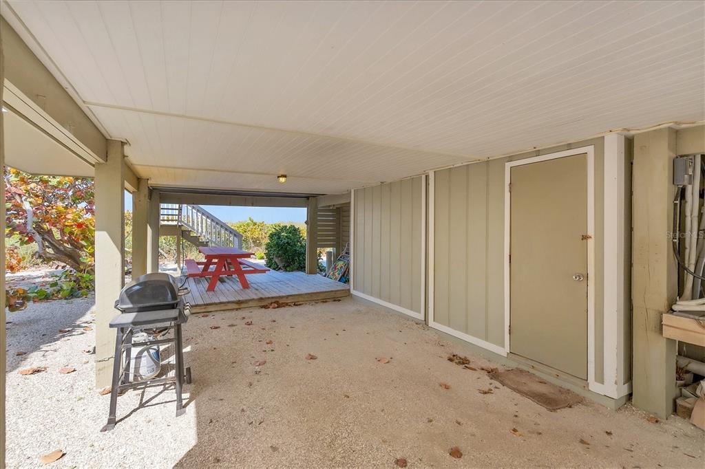 480 Gulf Boulevard, Unit 6 Boca Grande, FL 33921 - Photo 42 of 49 a view of a room with gym equipment