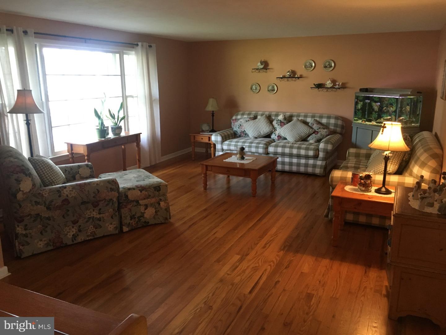 66 Cranbrook Road Hamilton Square, NJ 08690 - Photo 8 of 21