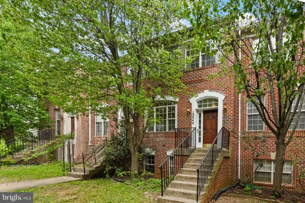 $2,850 | 13044 Town Commons Drive, Germantown, MD 20874