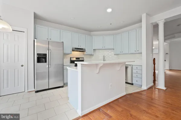 $2,850 | 13044 Town Commons Drive, Germantown, MD 20874