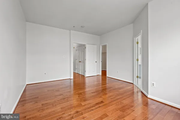 $2,850 | 13044 Town Commons Drive, Germantown, MD 20874
