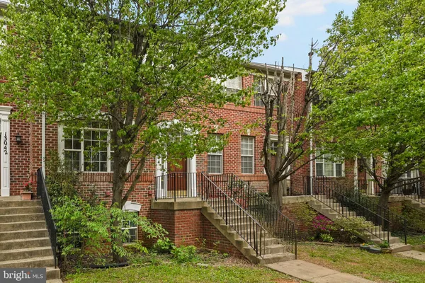 $2,850 | 13044 Town Commons Drive, Germantown, MD 20874