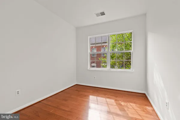 $2,850 | 13044 Town Commons Drive, Germantown, MD 20874