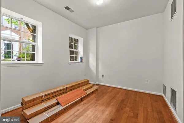 $2,850 | 13044 Town Commons Drive, Germantown, MD 20874