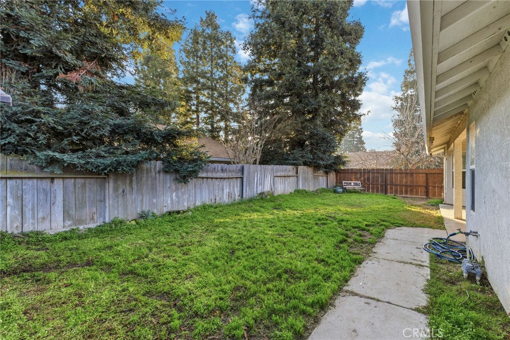 1126 Sprig Court Merced, CA 95340 - Photo 9 of 44