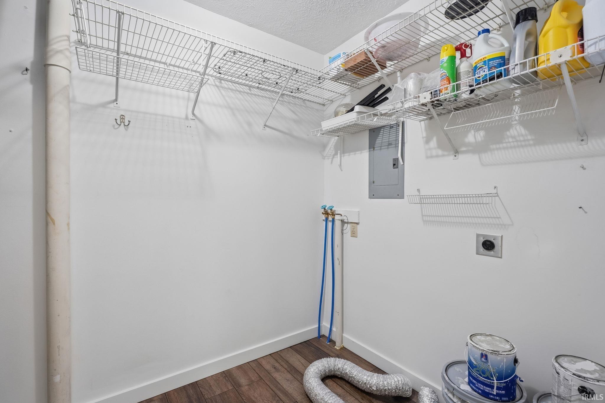 10030 East Dobson Road Bloomfield, IN 47424 - Photo 12 of 35