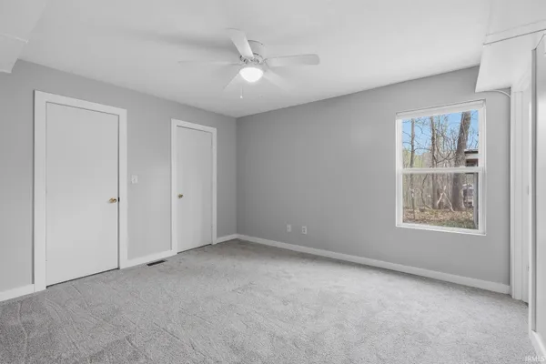 $229,900 | 10030 East Dobson Road, Bloomfield, IN 47424