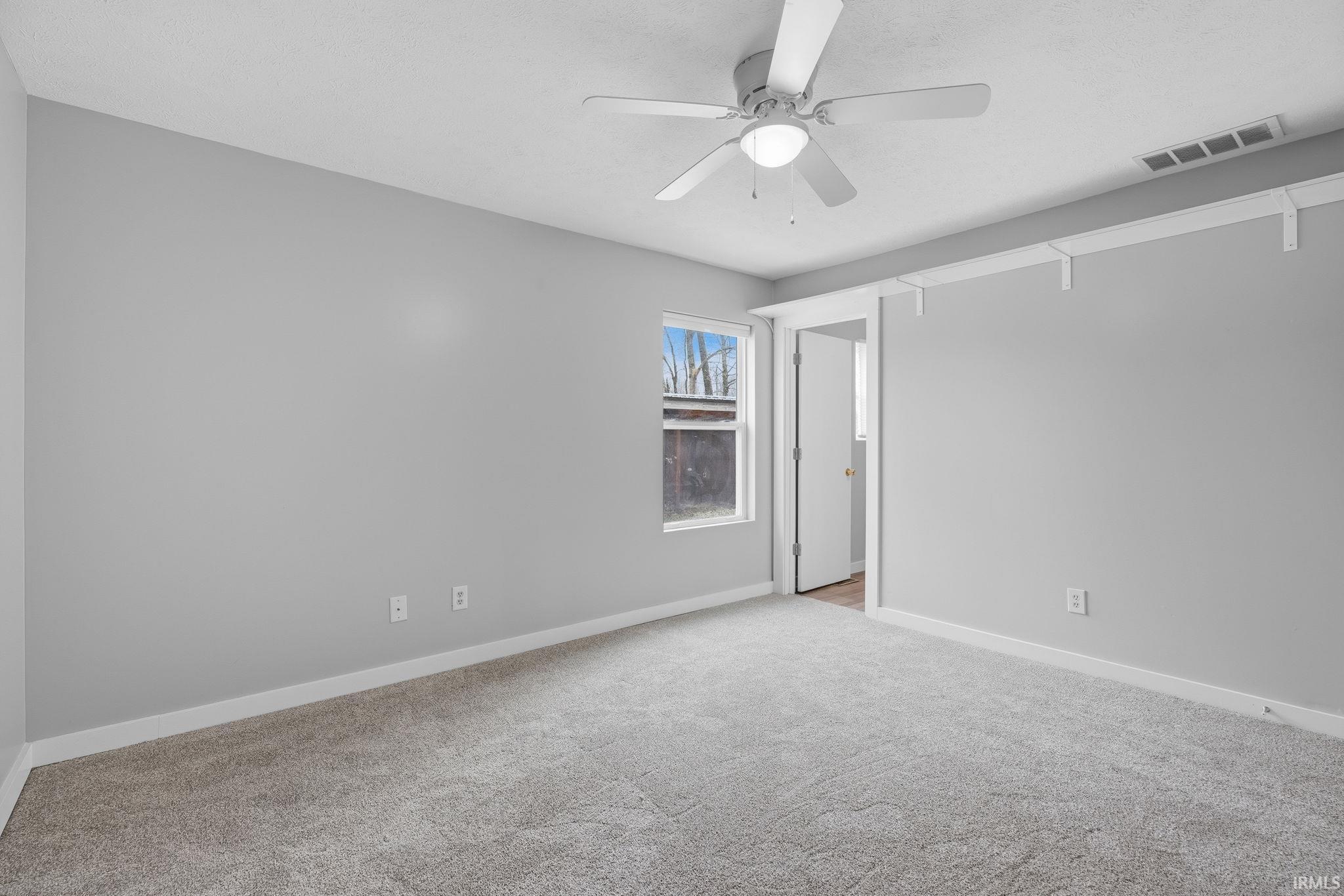 10030 East Dobson Road Bloomfield, IN 47424 - Photo 15 of 35