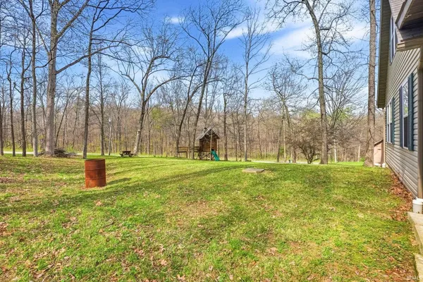 $229,900 | 10030 East Dobson Road, Bloomfield, IN 47424