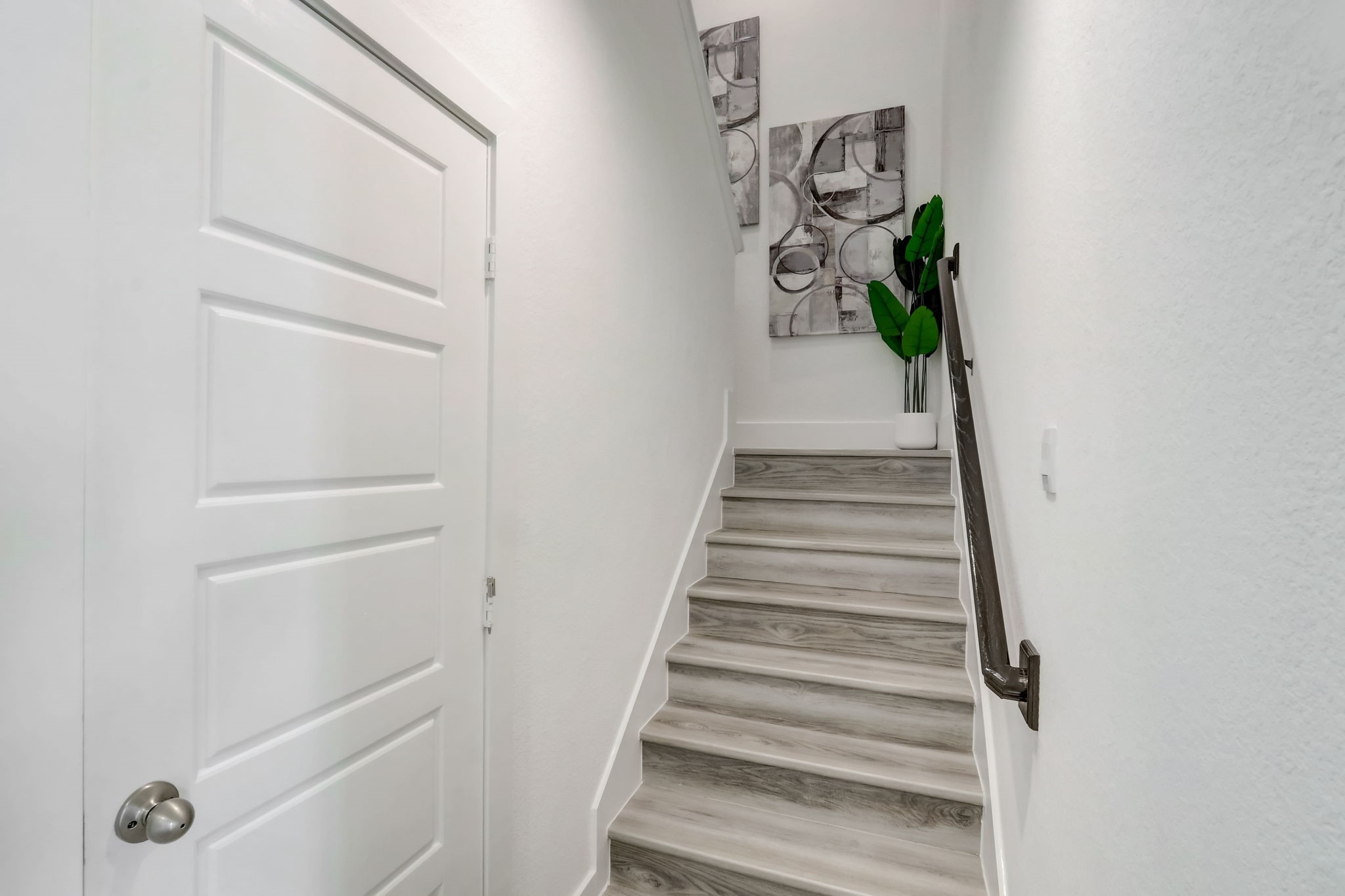 2631 Callahan Springs Lane Houston, TX 77051 - Photo 45 of 50 a view of entryway