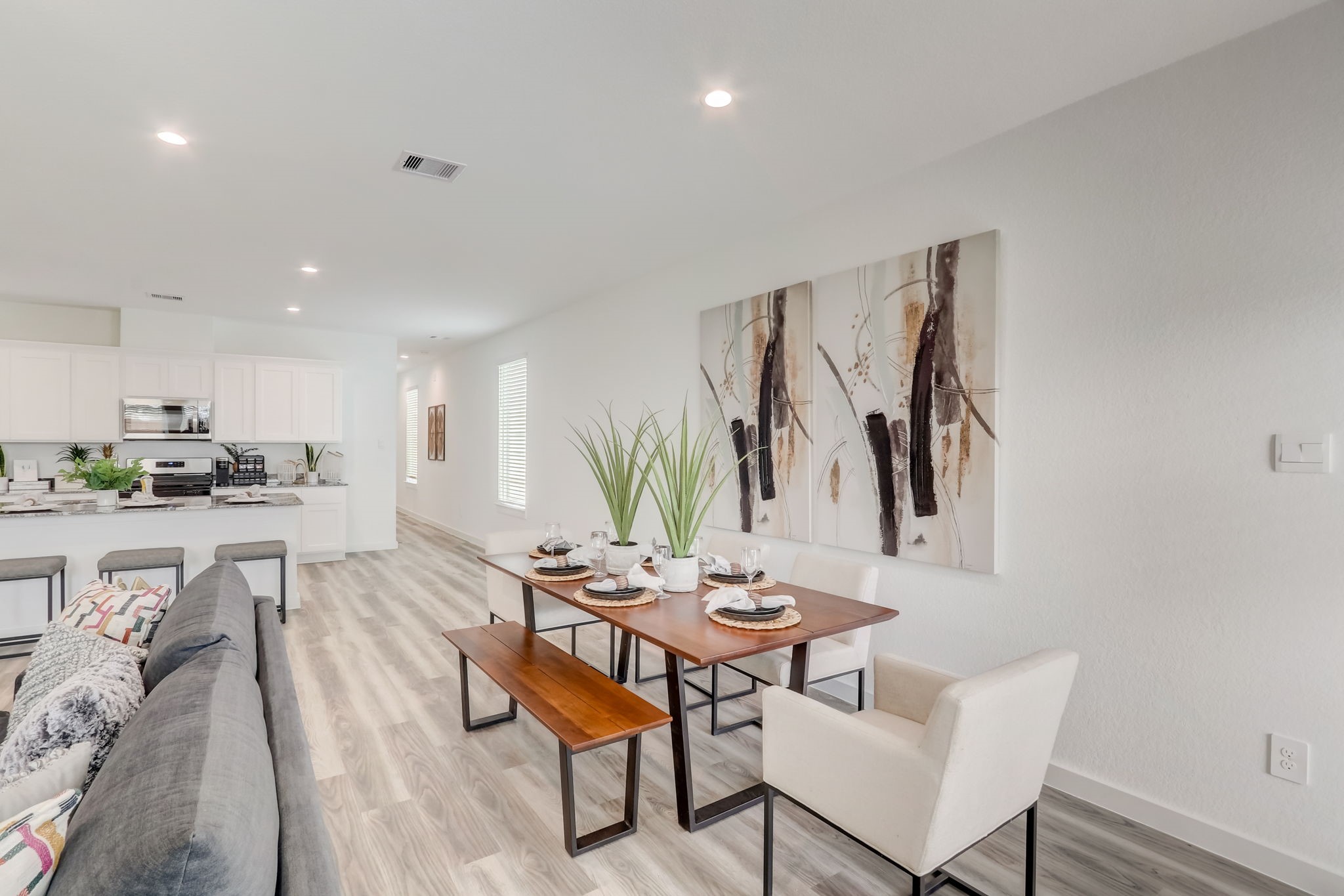 2631 Callahan Springs Lane Houston, TX 77051 - Photo 10 of 50 a living room with furniture a kitchen view and a kitchen view