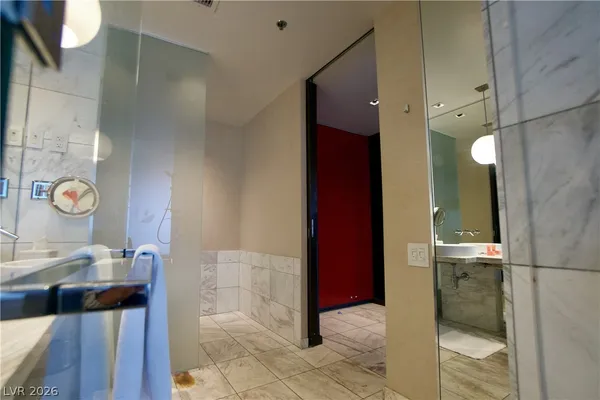 $2,600 | 4381 West Flamingo Road, Unit 3118, Las Vegas, NV 89103
