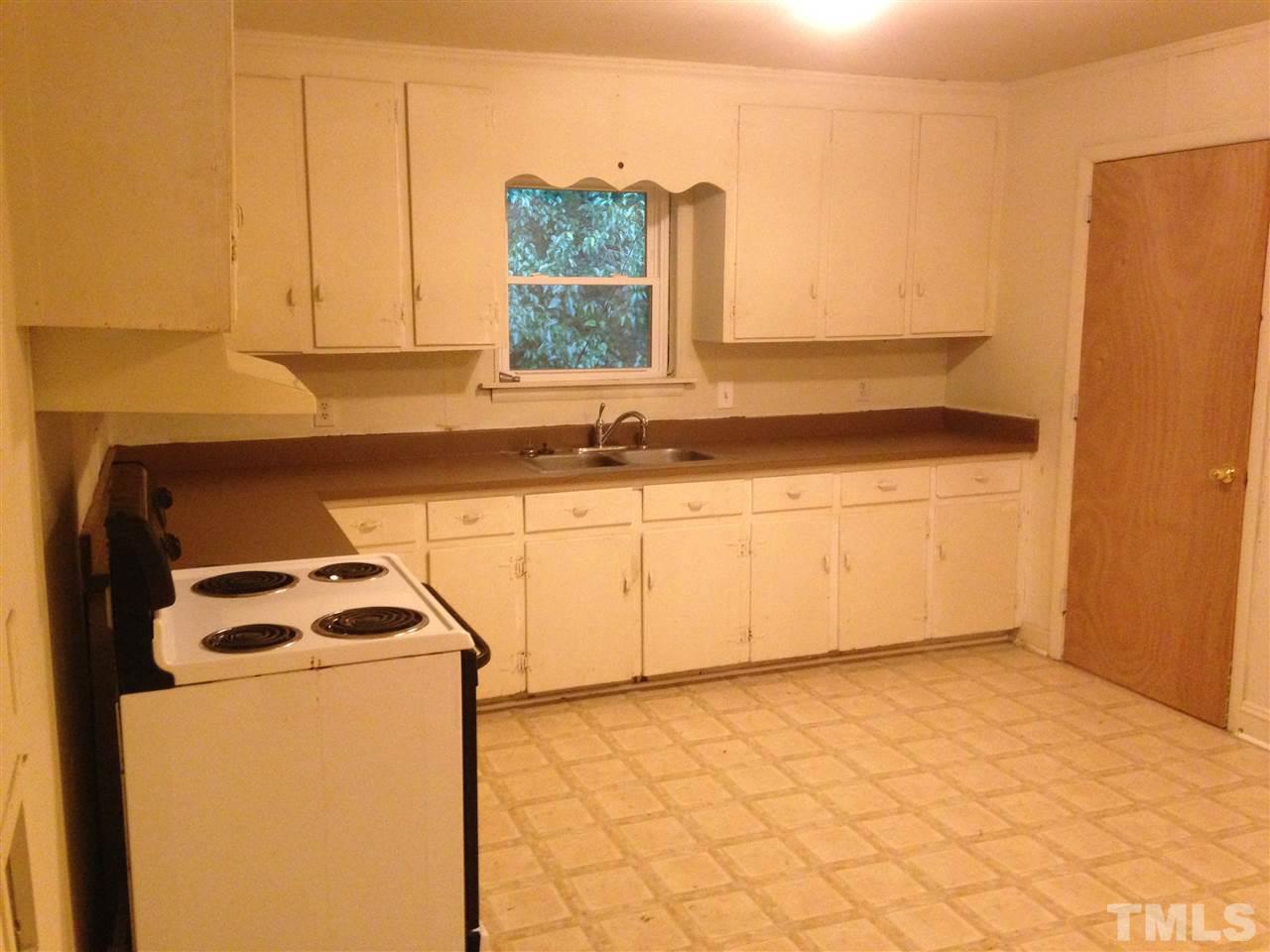 5500 Lakeside Trail Raleigh, NC 27603 - Photo 3 of 6