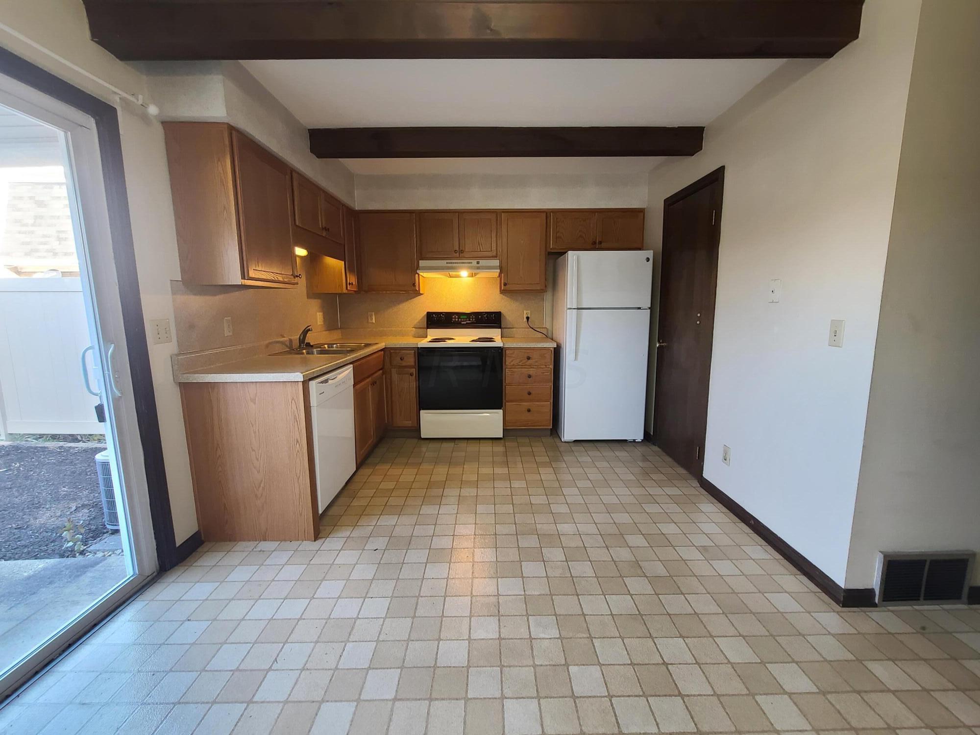 5013 Godown Road, Unit E Columbus, OH 43220 - Photo 11 of 24 20211129_125628