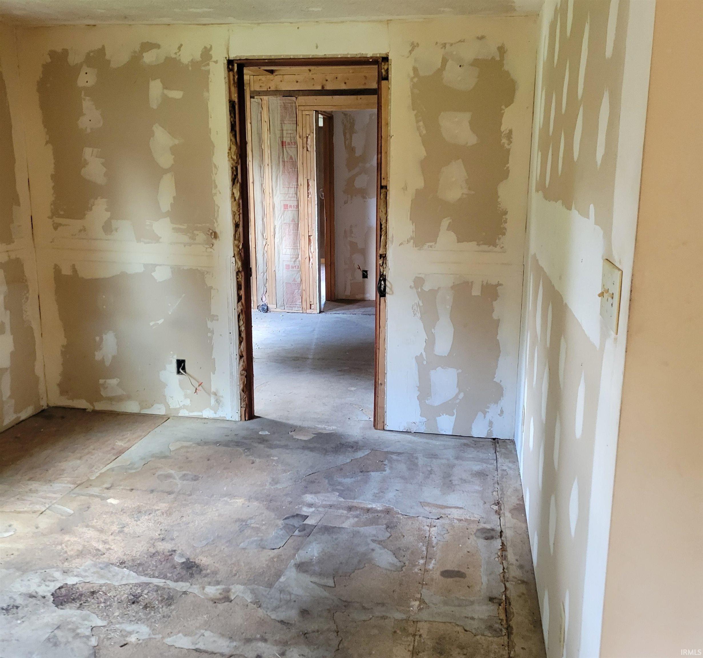 340 South Meridian Road Mitchell, IN 47446 - Photo 12 of 13