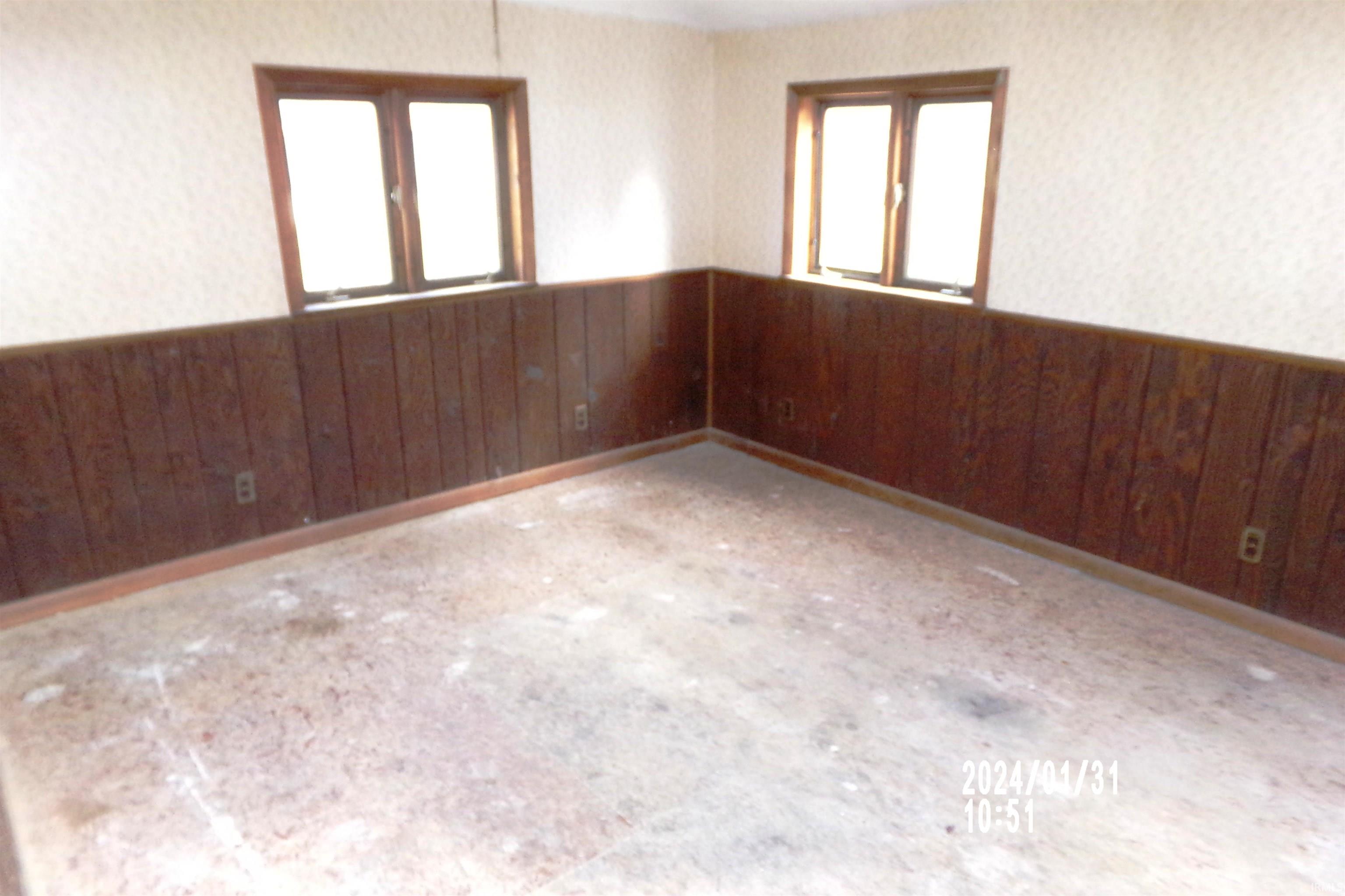 340 South Meridian Road Mitchell, IN 47446 - Photo 5 of 13