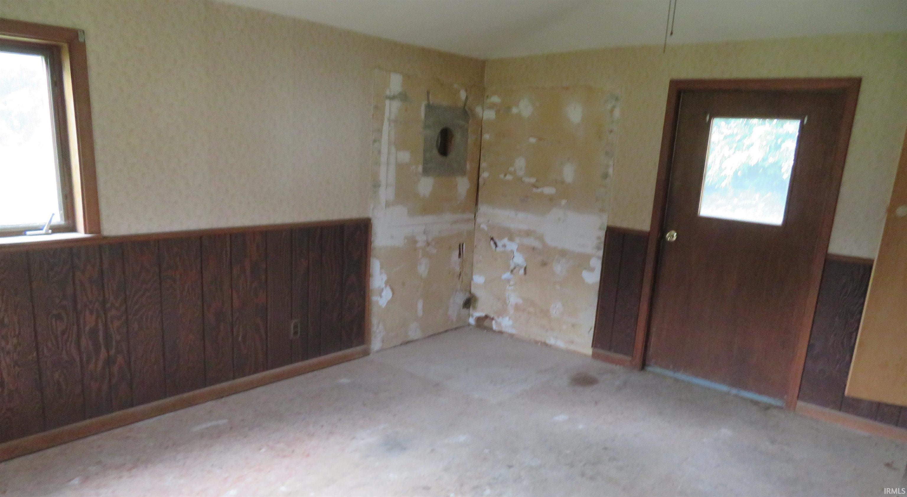 340 South Meridian Road Mitchell, IN 47446 - Photo 8 of 13