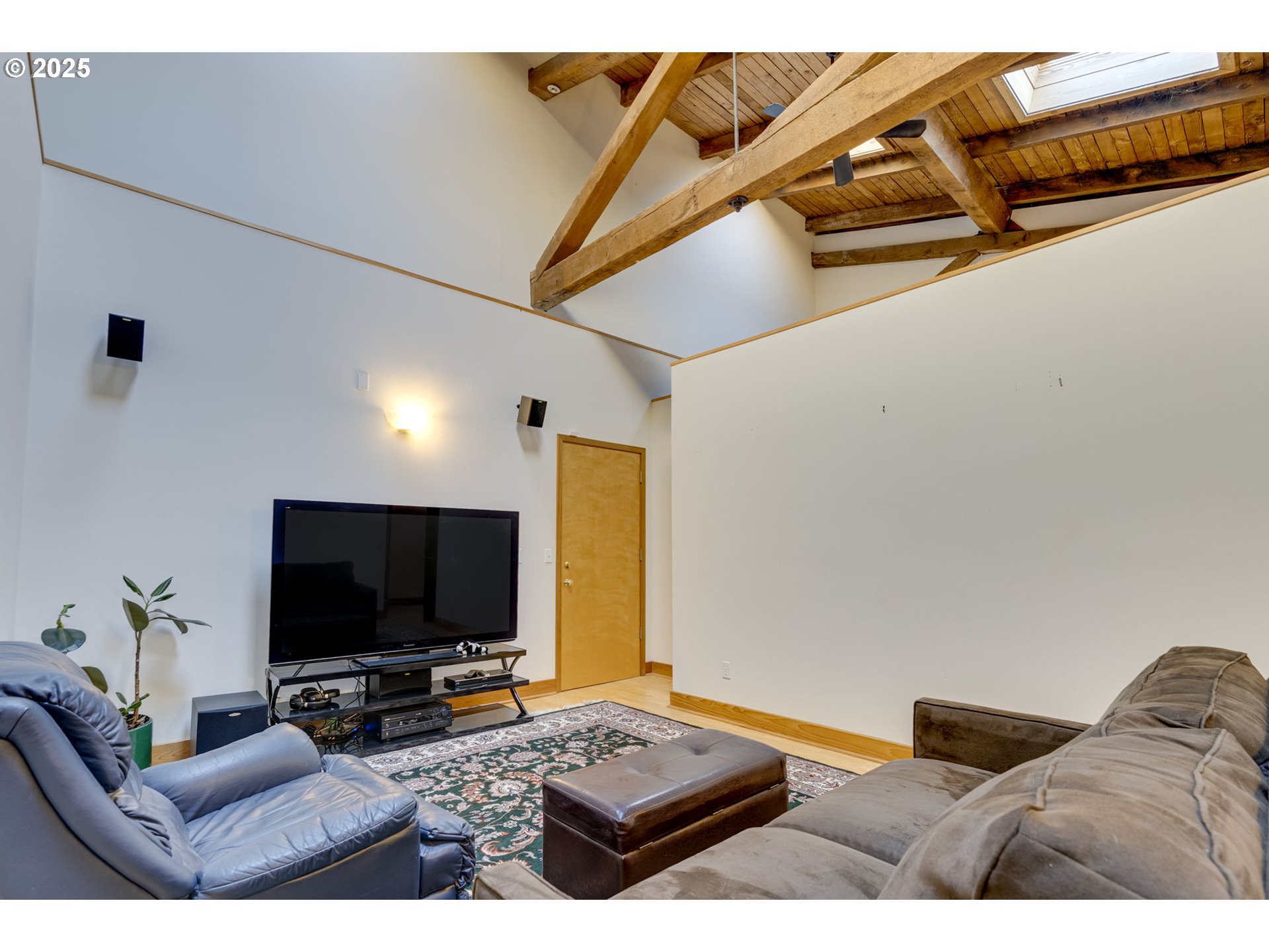 2777 Northwest Savier Street Portland, OR 97210 - Photo 20 of 37